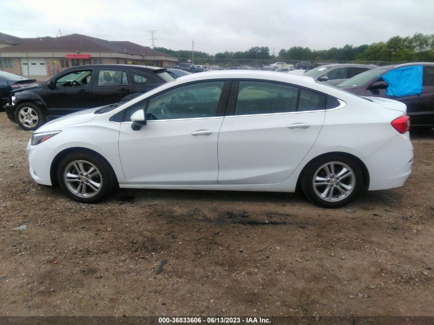 2017 CHEVROLET CRUZE LT - 3G1BE5SM1HS552451