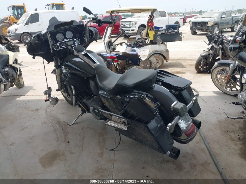 2010 HARLEY-DAVIDSON FLHTCU 1HD1FC419AB629204