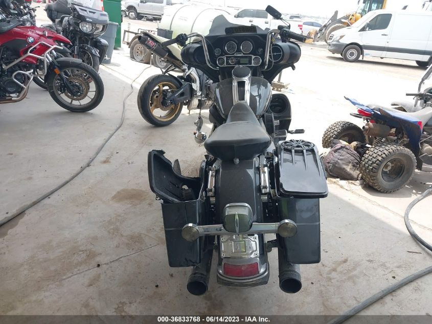 2010 HARLEY-DAVIDSON FLHTCU 1HD1FC419AB629204