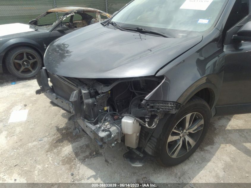 2017 TOYOTA RAV4 XLE - JTMWFREV0HJ714721