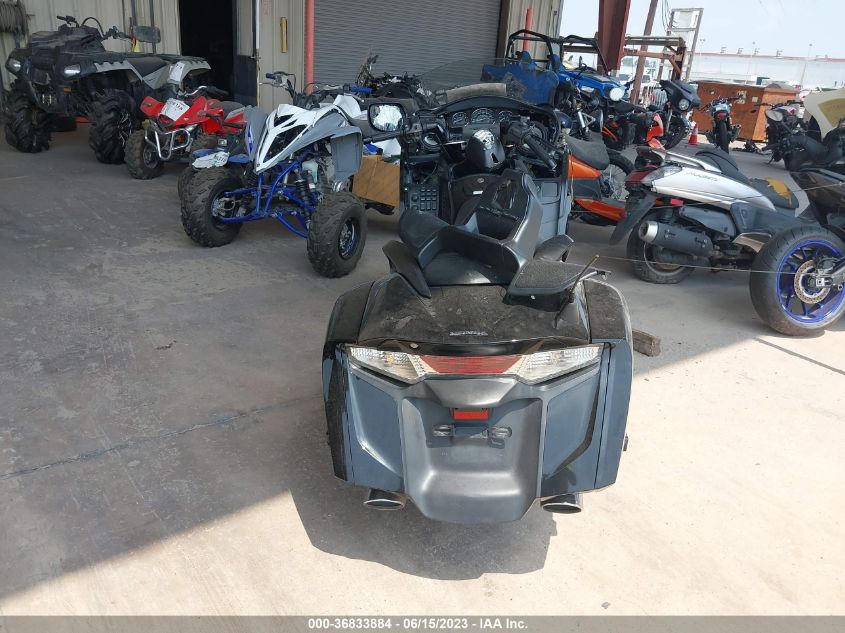 2013 HONDA GL1800 B - JH2SC6816DK001008