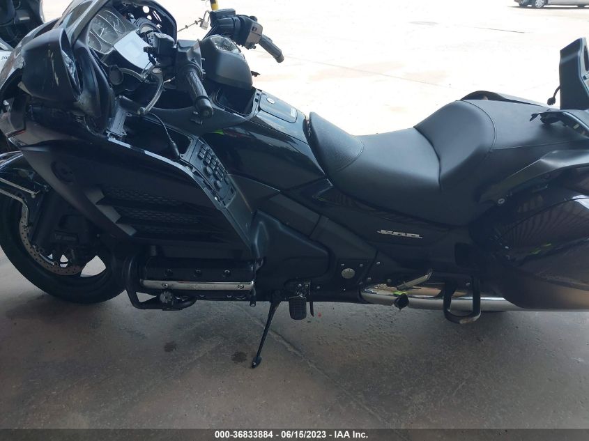 2013 HONDA GL1800 B - JH2SC6816DK001008
