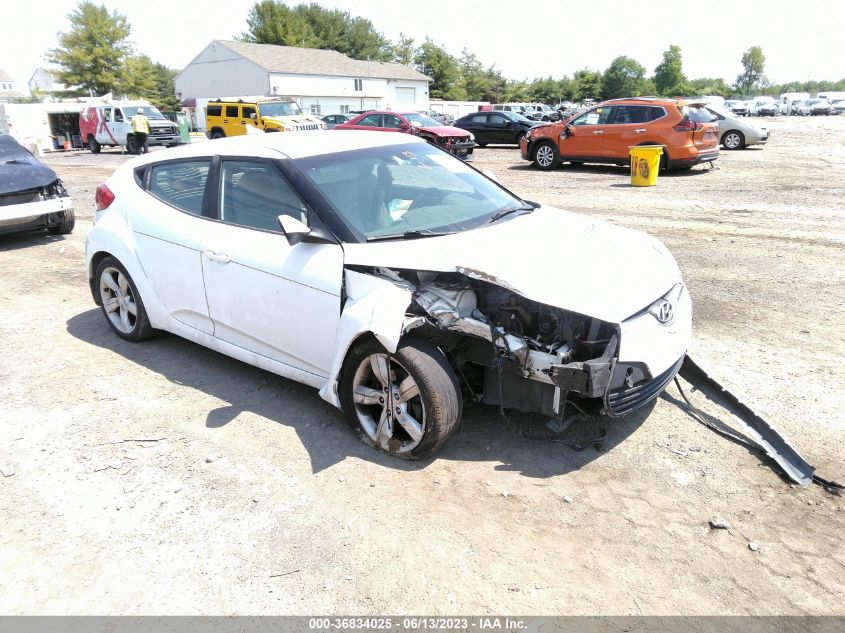 2013 HYUNDAI VELOSTER W/GRAY INT - KMHTC6AD6DU134417