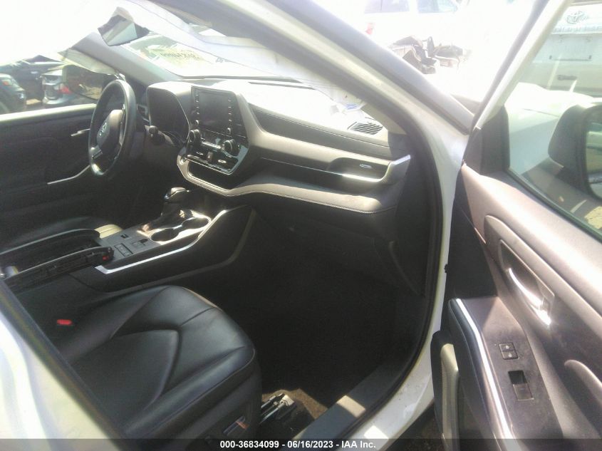 2020 TOYOTA HIGHLANDER XLE - 5TDGZRAH7LS501210