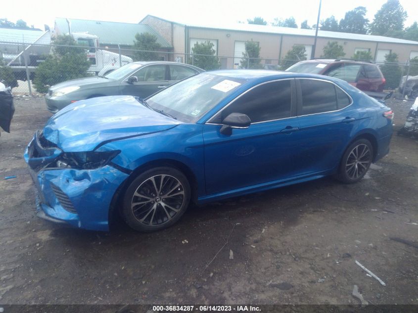2018 TOYOTA CAMRY LE/SE/XLE/L - 4T1B11HK0JU111686