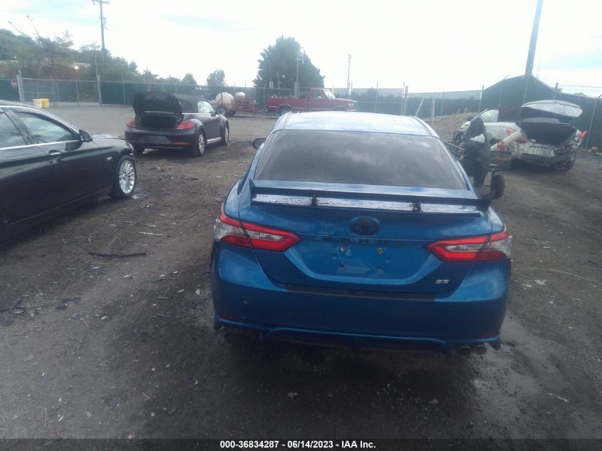 2018 TOYOTA CAMRY LE/SE/XLE/L - 4T1B11HK0JU111686