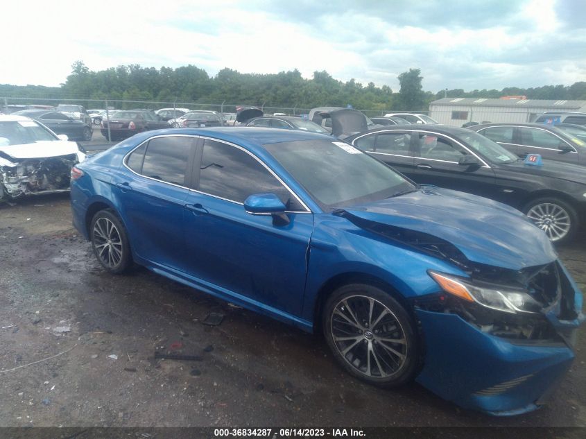 2018 TOYOTA CAMRY LE/SE/XLE/L - 4T1B11HK0JU111686