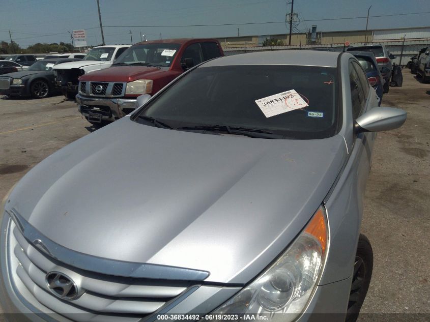 2013 HYUNDAI SONATA GLS - 5NPEB4AC0DH673556