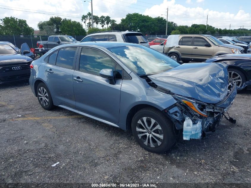 2022 TOYOTA COROLLA LE - JTDEAMDE2NJ046916