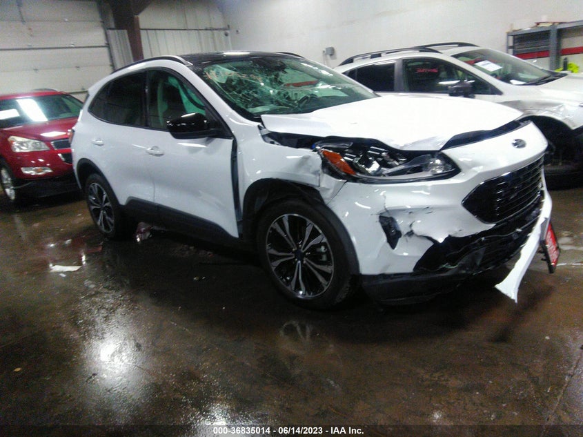 FORD ESCAPE SEL 2021