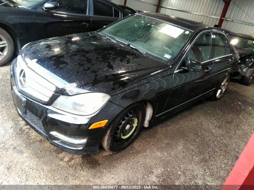 2013 MERCEDES-BENZ C-CLASS C 300 - WDDGF8AB9DR297305