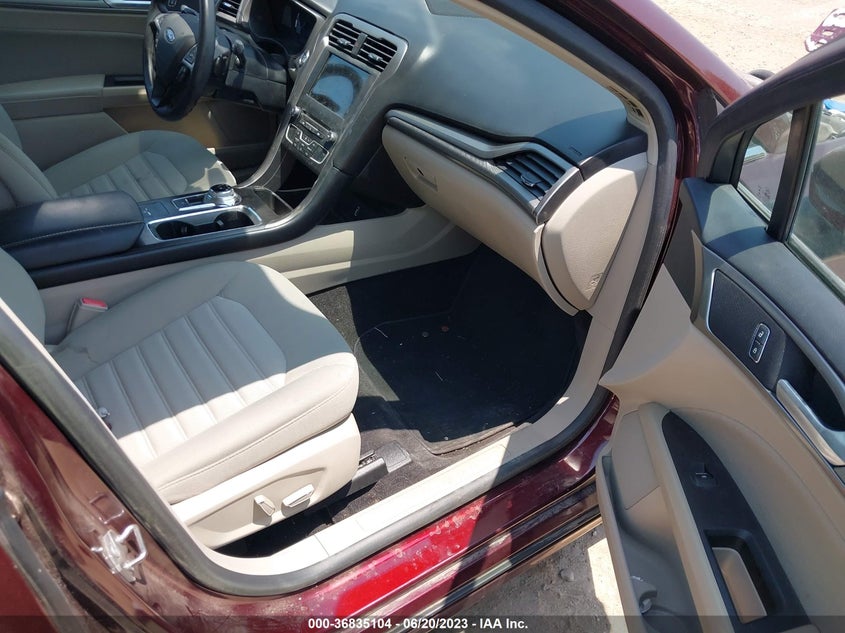 VIN 3FA6P0HDXJR149987 2018 FORD FUSION SE