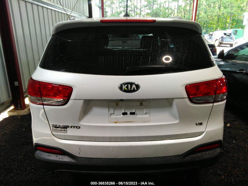 2016 KIA SORENTO LX - 5XYPGDA52GG108426