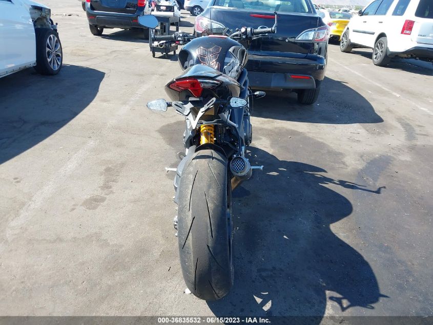 2022 TRIUMPH MOTORCYCLE SPEED TRIPLE 1200 RS - SMTP01ST4NTAW2183