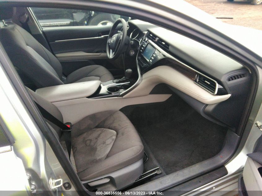 2019 TOYOTA CAMRY LE/SE/XLE/L - 4T1B11HK1KU687935