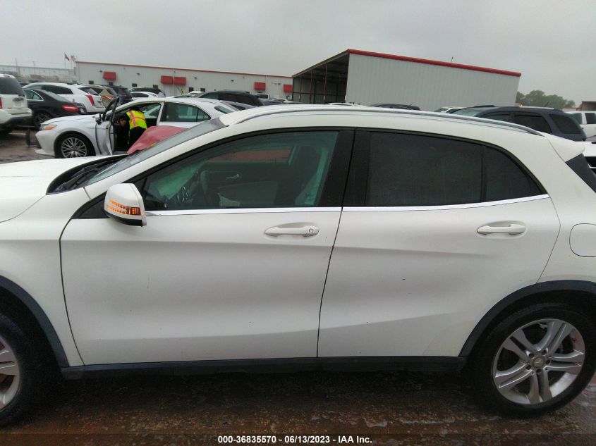 2015 MERCEDES-BENZ GLA-CLASS GLA 250 - WDCTG4EB5FJ167803