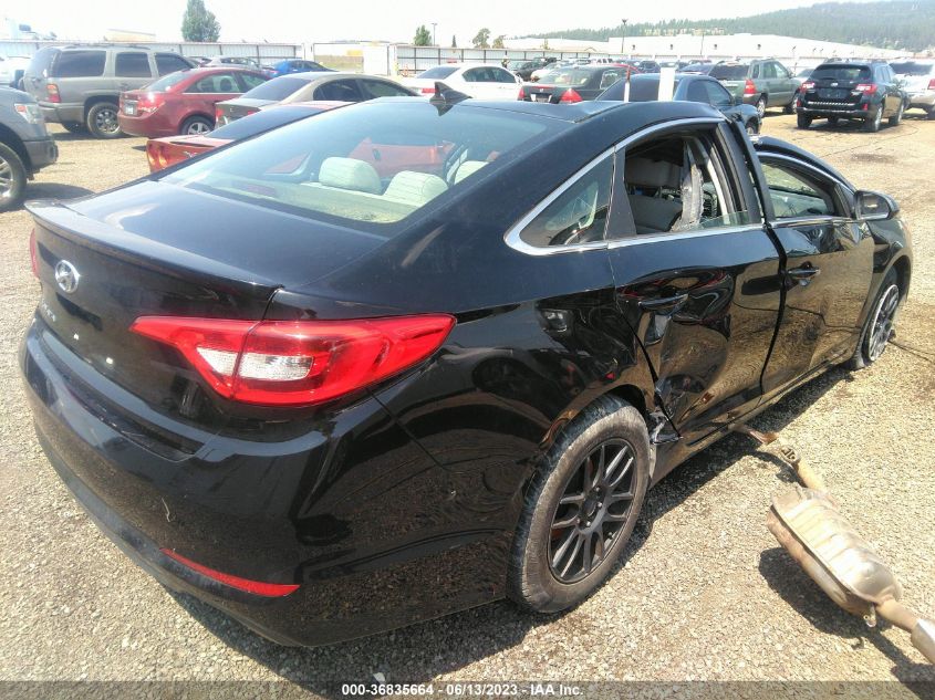 2016 HYUNDAI SONATA 2.4L SE - 5NPE24AF3GH415577