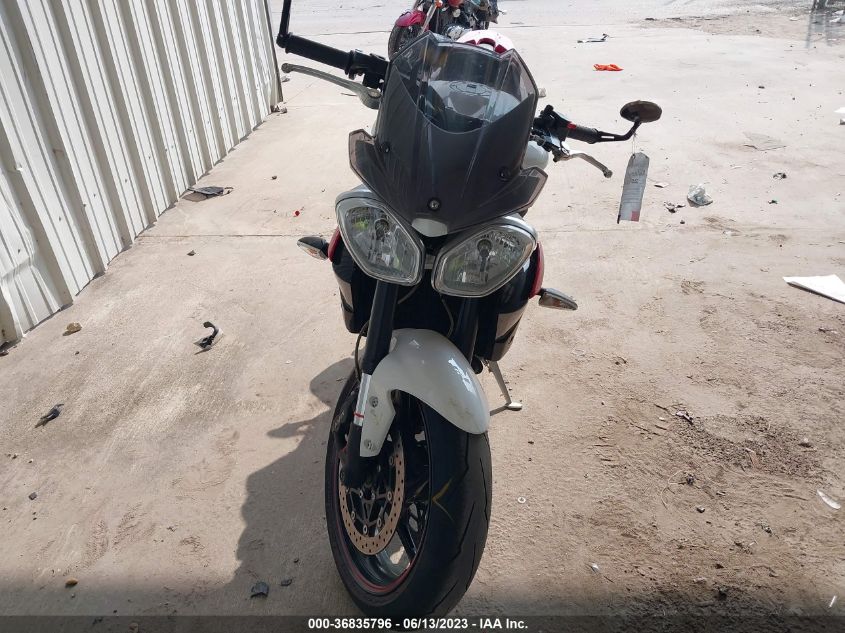 2015 TRIUMPH MOTORCYCLE STREET TRIPLE R SMTL03NE9FT676006