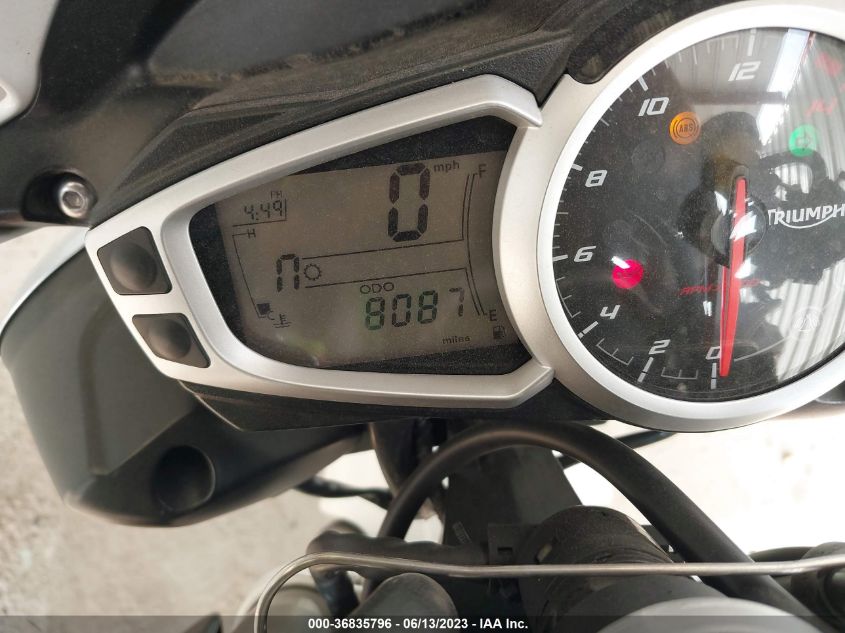 2015 TRIUMPH MOTORCYCLE STREET TRIPLE R SMTL03NE9FT676006