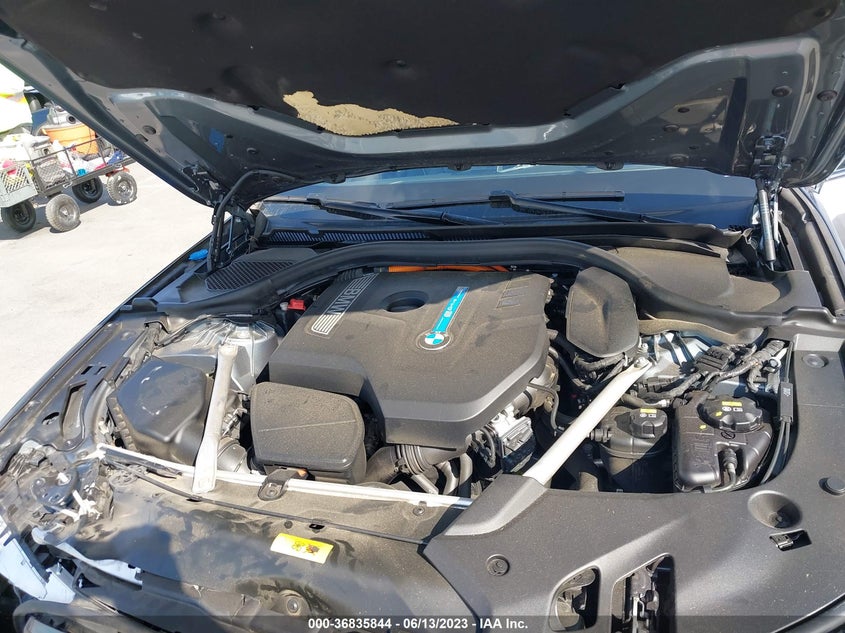 VIN WBAJA9C52KB254844 2019 BMW 5 SERIES 530E IPERFORMANCE