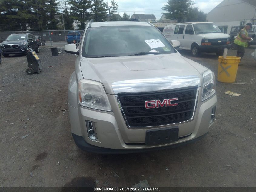 2014 GMC TERRAIN SLT - 2GKALSEK0E6242548