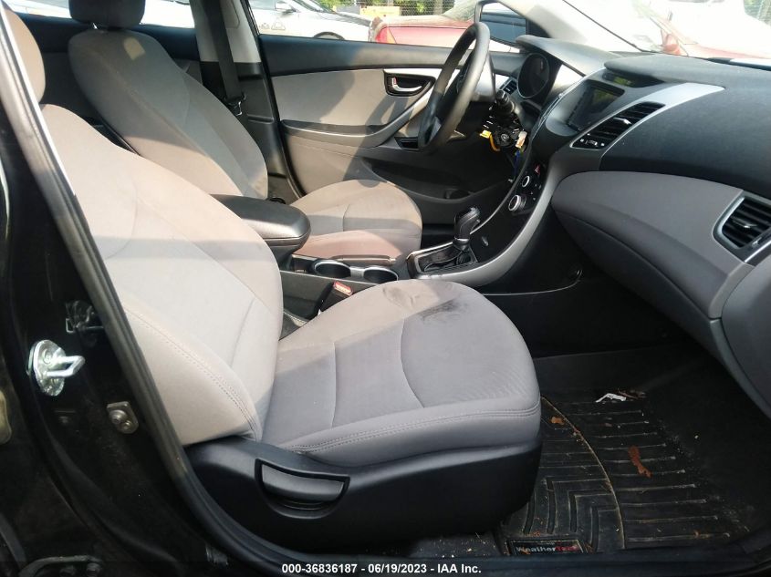 2016 HYUNDAI ELANTRA SE - 5NPDH4AE9GH713472