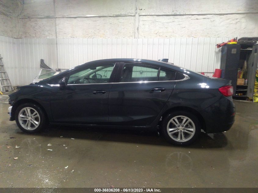 2018 CHEVROLET CRUZE LT - 1G1BE5SM8J7164136
