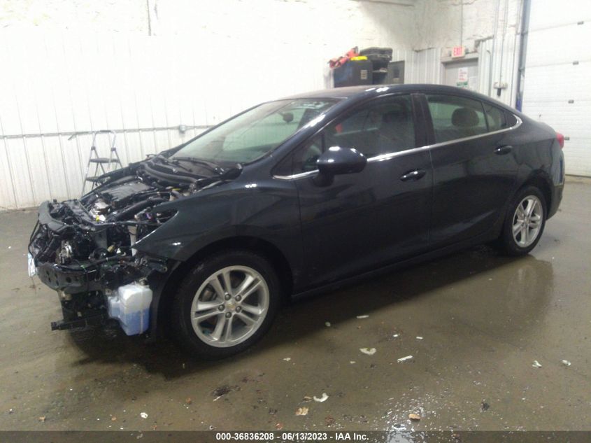 2018 CHEVROLET CRUZE LT - 1G1BE5SM8J7164136
