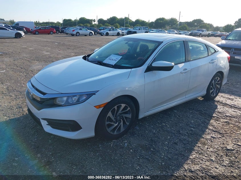 VIN 19XFC2F78JE014190 2018 HONDA CIVIC SEDAN EX