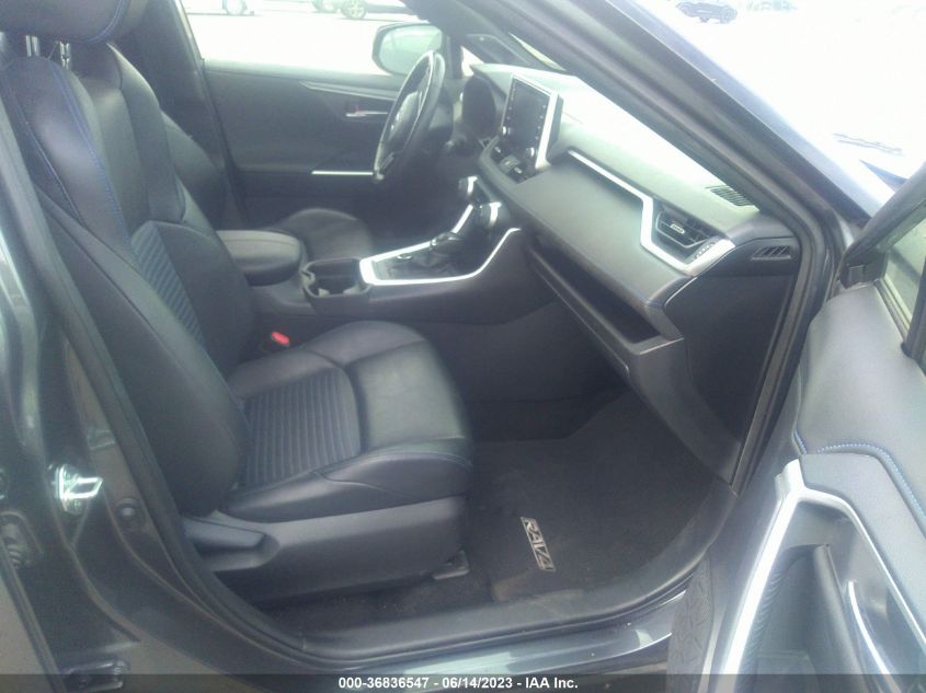 2019 TOYOTA RAV4 HYBRID XSE - JTMEWRFV0KD519492