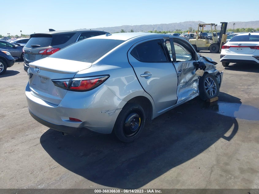 VIN 3MYDLBYV1KY503986 2019 TOYOTA YARIS SEDAN L/LE/XLE