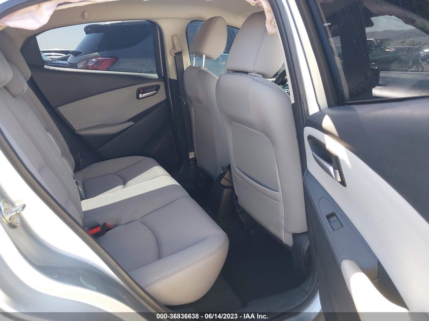 VIN 3MYDLBYV1KY503986 2019 TOYOTA YARIS SEDAN L/LE/XLE