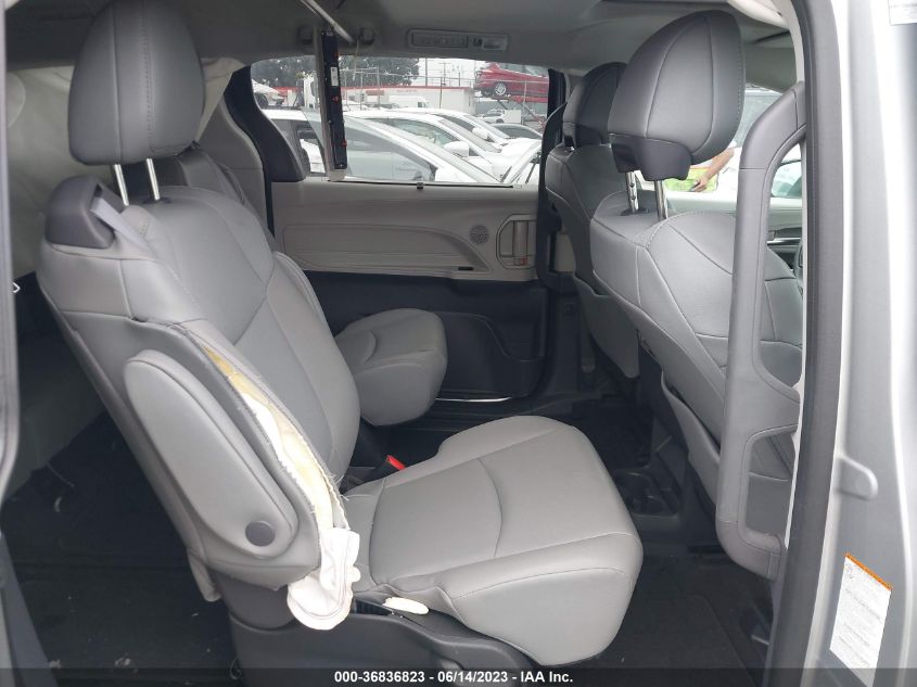 2022 TOYOTA SIENNA XLE - 5TDJRKEC6NS093927