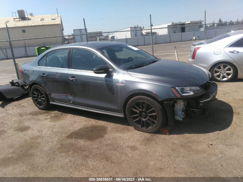 2016 VOLKSWAGEN JETTA SEDAN 2.0T GLI SEL - 3VW4T7AJ7GM329050