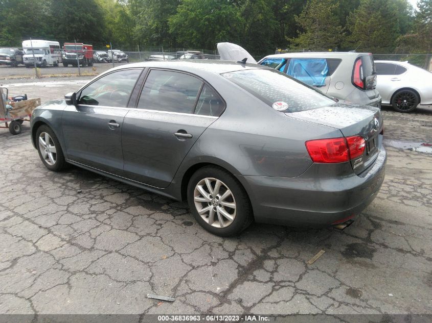 2014 VOLKSWAGEN JETTA SEDAN SE W/CONNECTIVITY - 3VWD07AJ4EM262509