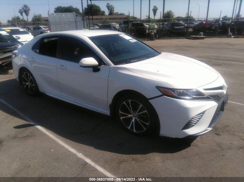 2018 TOYOTA CAMRY SE - JTNB11HK9J3011060