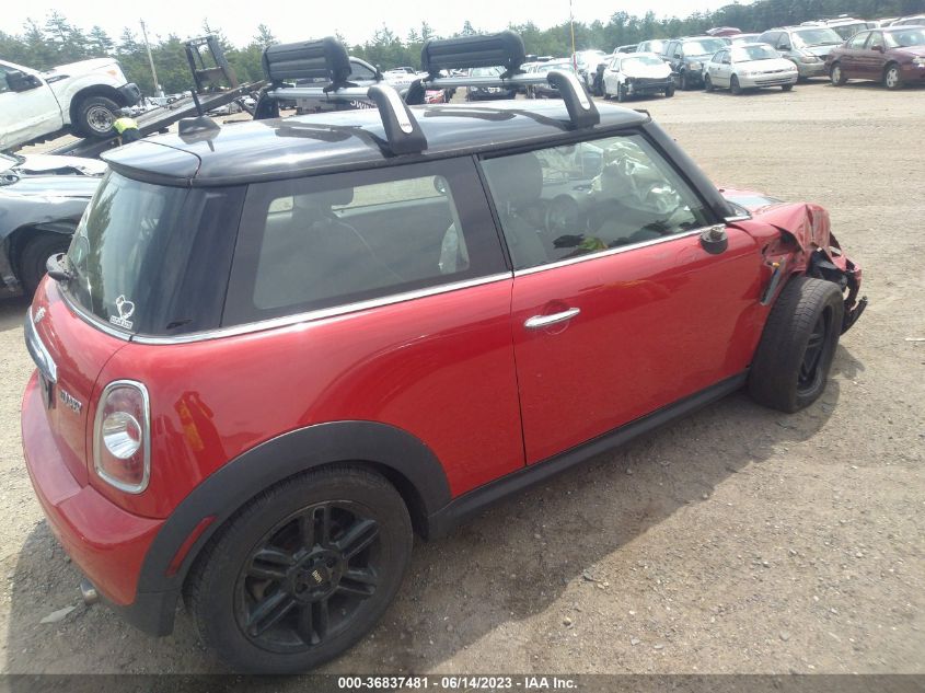 2013 MINI COOPER HARDTOP - WMWSU3C50DT690355