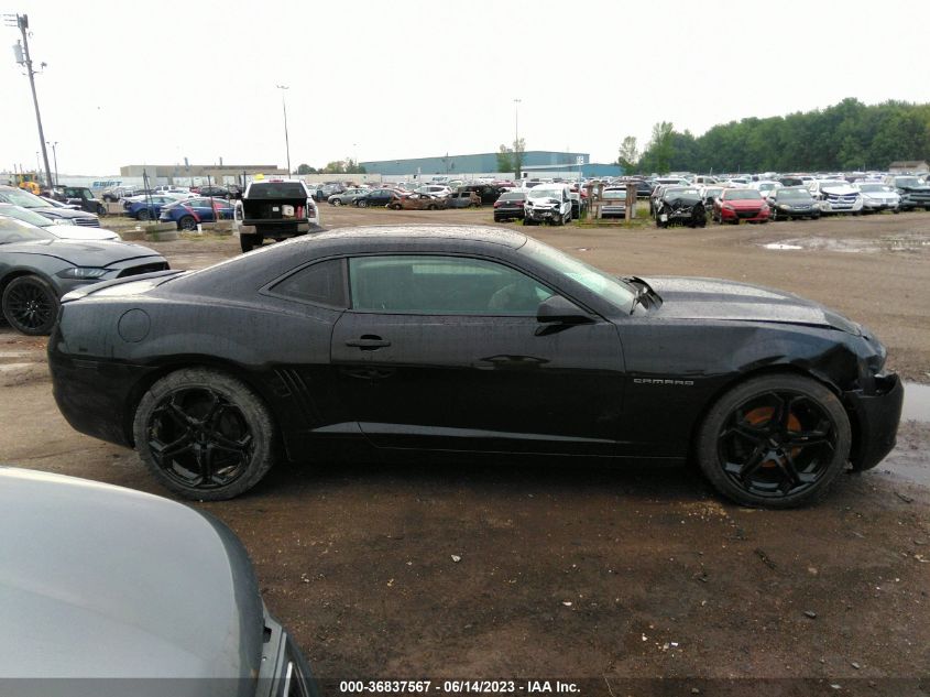 2013 CHEVROLET CAMARO LS - 2G1FE1E35D9140442