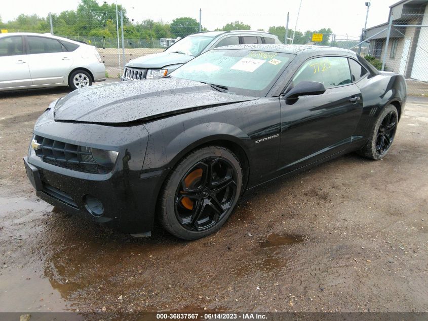 2013 CHEVROLET CAMARO LS - 2G1FE1E35D9140442