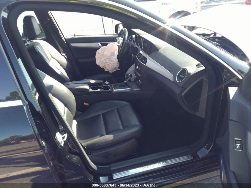 2014 MERCEDES-BENZ C-CLASS C 300 - WDDGF8AB0ER310623