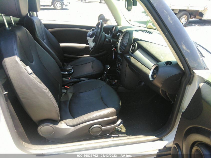 2013 MINI COOPER HARDTOP - WMWSU3C56DT686486