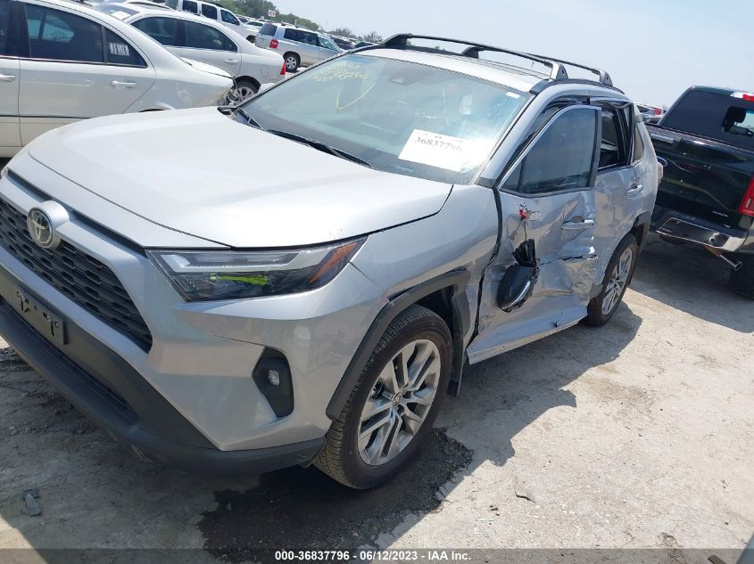 2T3C1RFV4PW255385 Toyota RAV4 XLE PREMIUM 2