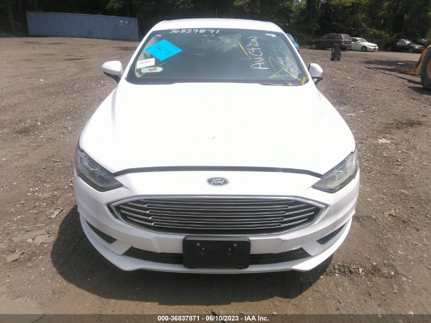 2018 FORD FUSION S - 3FA6P0G71JR129428