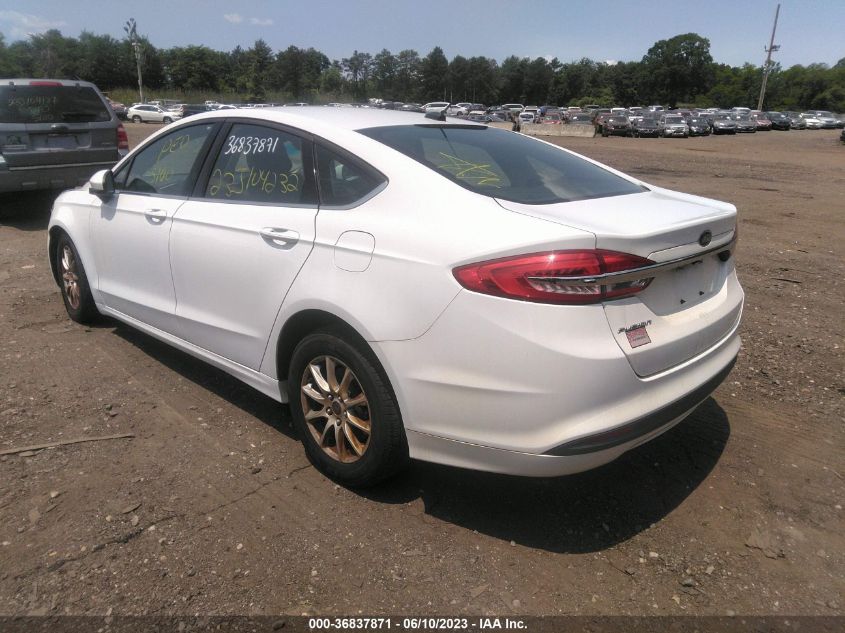 2018 FORD FUSION S - 3FA6P0G71JR129428