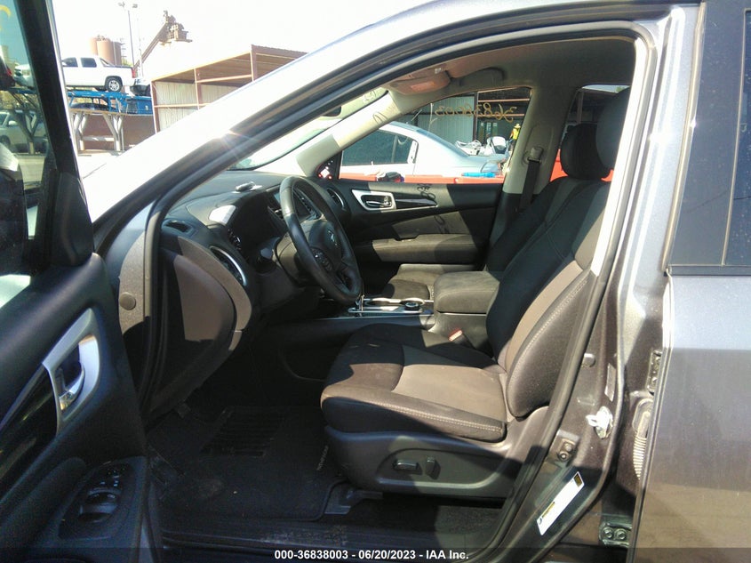 VIN 5N1DR2MM9HC664156 2017 NISSAN PATHFINDER SV