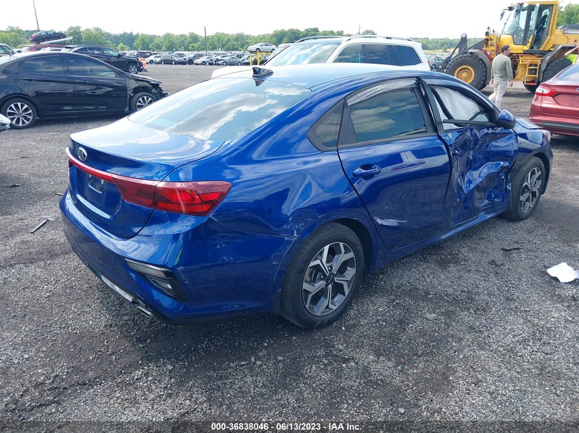 VIN 3KPF24AD0ME307484 2021 KIA FORTE LXS