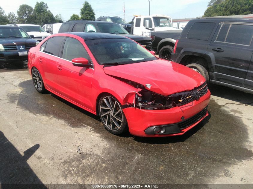 2013 VOLKSWAGEN JETTA SEDAN SE W/CONVENIENCE - 3VWDP7AJ1DM219627