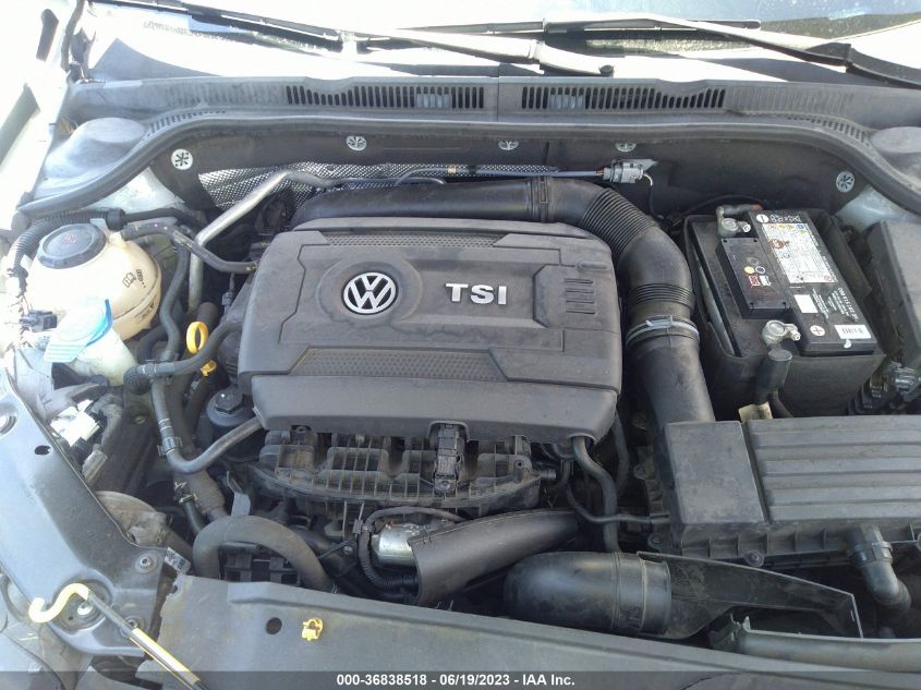 2018 VOLKSWAGEN JETTA 2.0T GLI - 3VW4T7AJ0JM252657