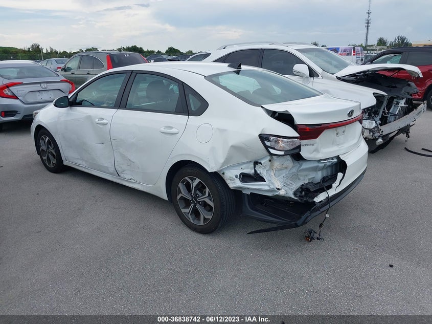 VIN 3KPF24AD1ME383182 2021 KIA FORTE LXS