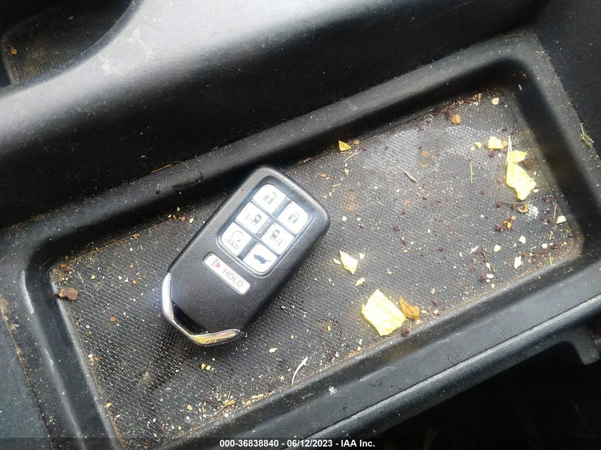 VIN 5FNRL6H52LB039986 2020 HONDA ODYSSEY EX